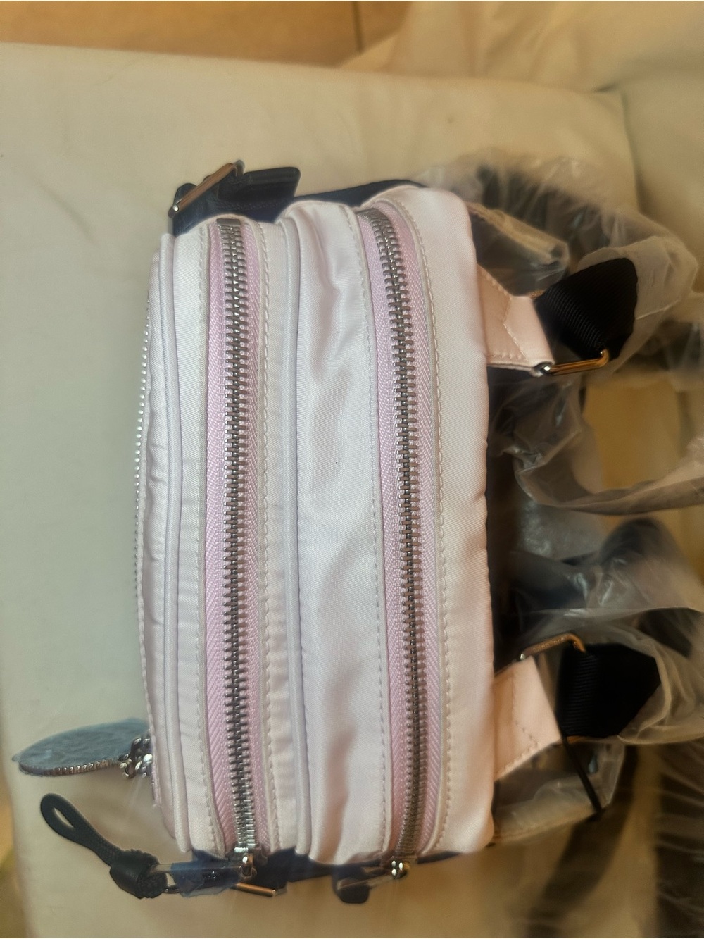 NWT Burberry Pink and White Logo Belt Bag - Picture 4 of 11